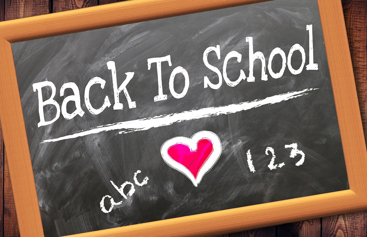 Tips For a Successful Back to School Transition: Top 8 Tips